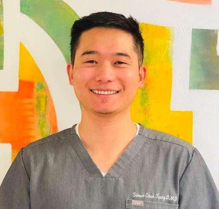 headshot of dr simon tsang | dentist las vegas nv